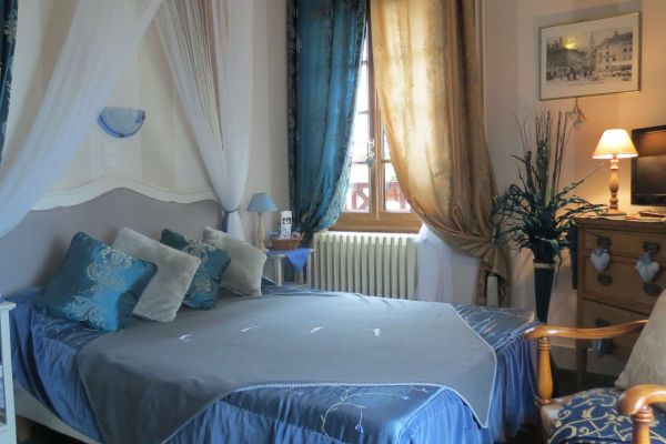 Hotel Les Cygnes (Evian-les-Bains)